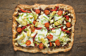 Mediterranean Flatbread Pizza