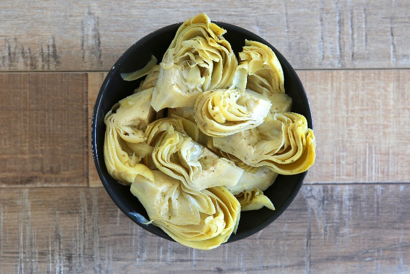 14 Ridiculously Simple Ways To Enjoy Marinated Artichoke Hearts Jeff S Garden Foods